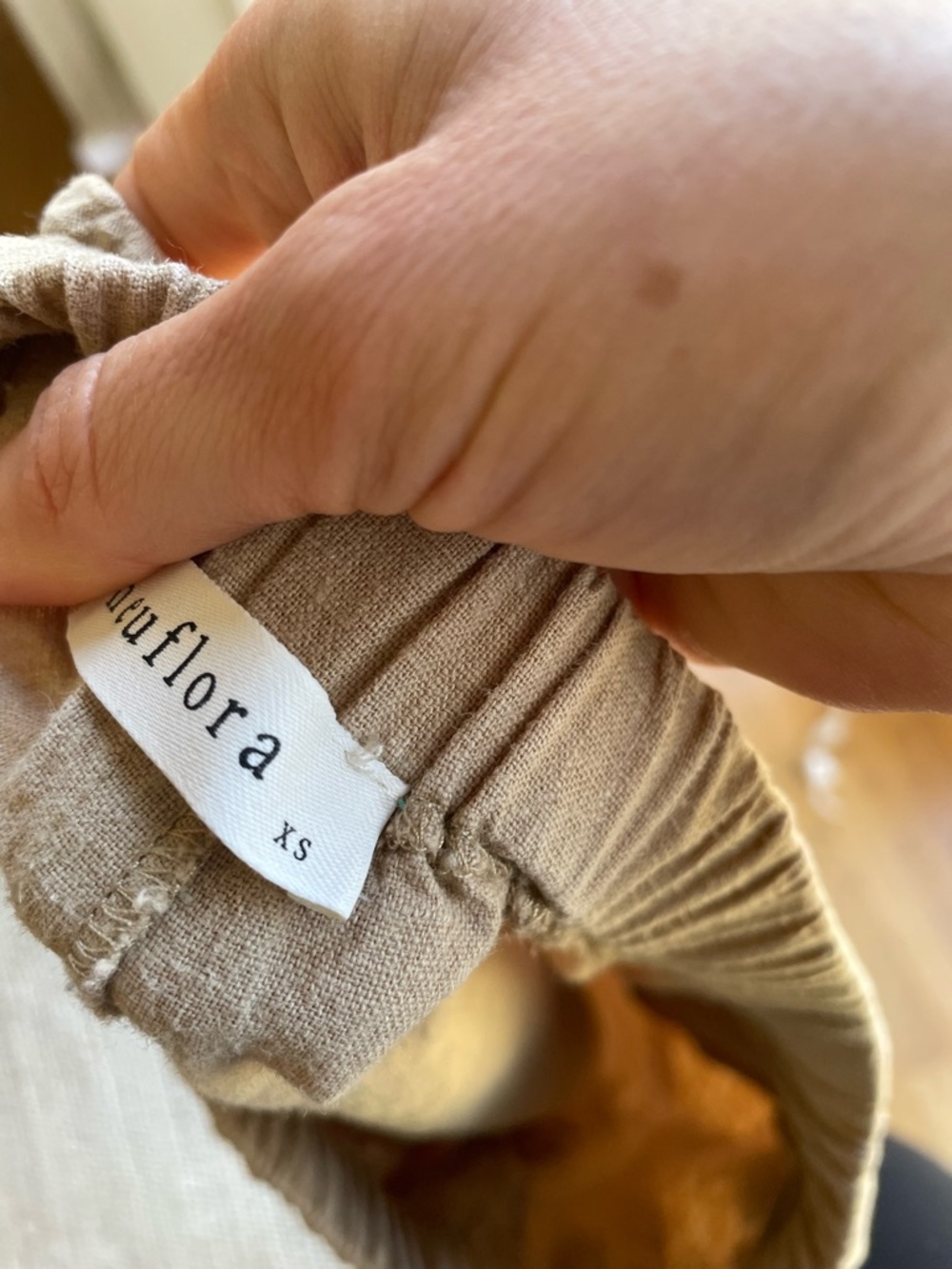 High-Waist Linen Blend Shorts in Beige - Comfortable Casual - Picture 4 of 4